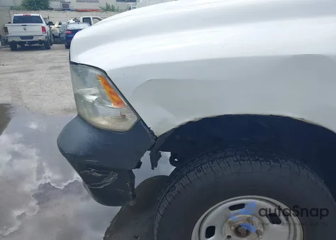 2017 Ram 1500 Tradesman 4X4 5'7 Box z USA, uszkodzony, nr VIN 1C6RR7KT7HS799439